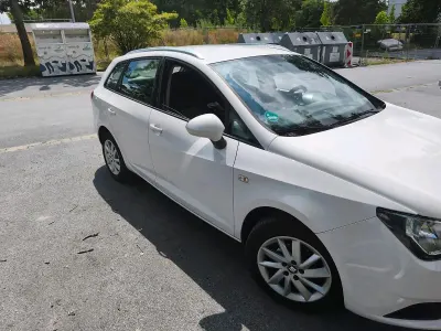 Gebraucht Seat Ibiza ST 105 PS (77 kW) 2014 Weiß Kombi