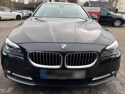 Gebraucht BMW 525 Comfort Edition 218 PS (160 kW) 2015 Schwarz Kombi