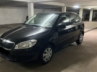 Gebraucht Skoda Fabia 60 PS (44 kW) 2010 Schwarz Kleinwagen