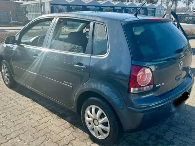 Gebraucht VW Polo 80 PS (58 kW) 2009 Grau Kleinwagen