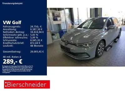 Usata VW Golf VIII Active 150 CV (110 kW) 2022 Grigio Berlina