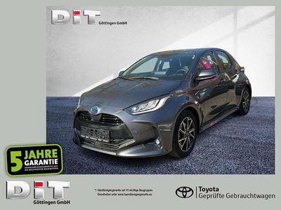 Usata Toyota Yaris Hybrid Basis 116 CV (85 kW) 2022 Grigio Berlina