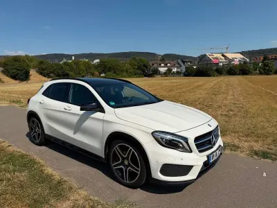 Gebraucht Mercedes GLA200 AMG line 156 PS (114 kW) 2015 Weiß SUV