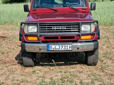Gebraucht Toyota Land Cruiser 90 PS (66 kW) 1992 Rot SUV