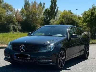 Gebraucht Mercedes C350 306 PS (225 kW) 2011 Schwarz Coupé