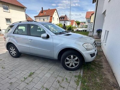 Mercedes ML280