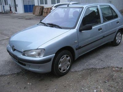 Peugeot 106