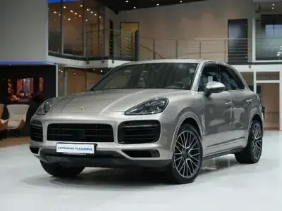 Begagnad Porsche Cayenne S Sport 441 HK (324 kW) 2019 Grå SUV