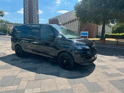 Gebraucht VW Multivan 150 PS (110 kW) 2022 Schwarz Van