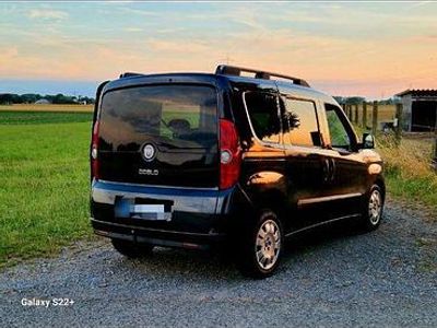 Usata Fiat Doblò Emotion 105 CV (77 kW) 2011 Nero Monovolume