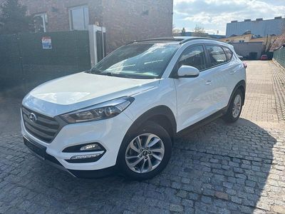 Second-hand Hyundai Tucson 177 CP (130 kW) 2016 Alb SUV