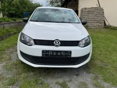 Gebraucht VW Polo Trendline 60 PS (44 kW) 2010 Weiß Kleinwagen