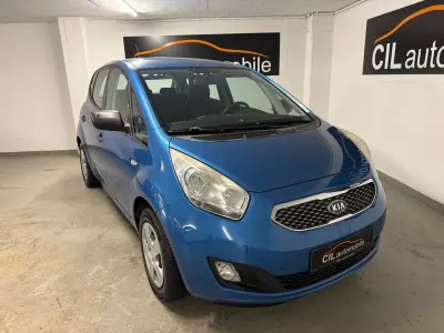 Używany Kia Venga Vision 125 KM (91 kW) 2010 Niebieski Hatchback