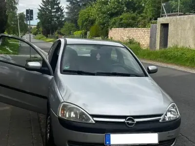 Usata Opel Corsa 75 CV (55 kW) 2002 Utilitaria