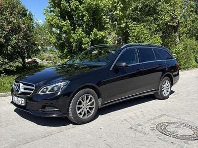 Mercedes E200