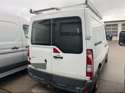 Gebraucht Nissan NV400 99 PS (72 kW) 2011 Weiß Van