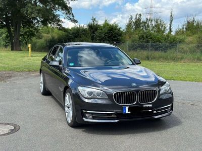 BMW 740
