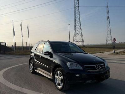 Usata Mercedes ML320 224 CV (164 kW) 2006 Nero SUV