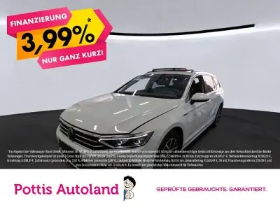Gebraucht VW Passat Business 150 PS (110 kW) 2024 Gletscherweiß metallic Kombi