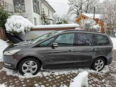 Gebraucht Ford Galaxy Titanium 150 PS (110 kW) 2018 Grau Van / Kleinbus