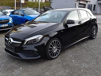 Nachtschwarz (metallic) Gebraucht 2018 Mercedes A200 AMG Limousine | 20.250 € (Fairer Preis)