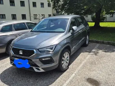 Gebraucht Seat Ateca 4Drive 150 PS (110 kW) 2023 Silber SUV
