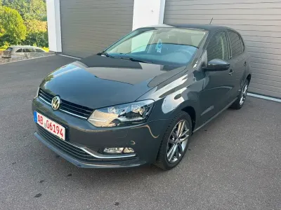Gebraucht VW Polo Allstar 90 PS (66 kW) 2016 Grau Limousine