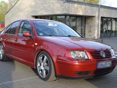 Second-hand VW Bora 150 CP (110 kW) 1998 Roșu Berlinǎ
