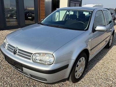 Grau Gebraucht 2002 VW Golf Limousine | 3.990 € (Fairer Preis)