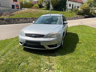 Używany Ford Mondeo ST 226 KM (166 kW) 2003 Srebrny Kombi