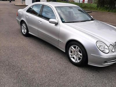 Mercedes 220