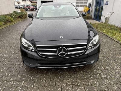 Gebraucht Mercedes E200 160 PS (117 kW) 2019 Schwarz Limousine
