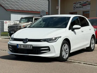 Gebraucht VW Golf VIII Life 116 PS (85 kW) 2025 Pure white Limousine
