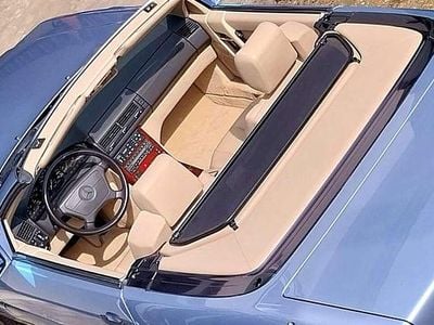 Second-hand Mercedes SL300 190 CP (139 kW) 1992 Albastru Cabrio