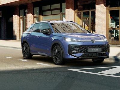 Celestial blue (blau) Gebraucht 2025 VW T-Roc R-line SUV | 41.980 € (Teuer)