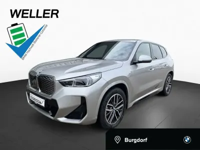 Używany BMW iX1 Comfort Edition 305 kW (416 KM) 2025 Srebrny SUV