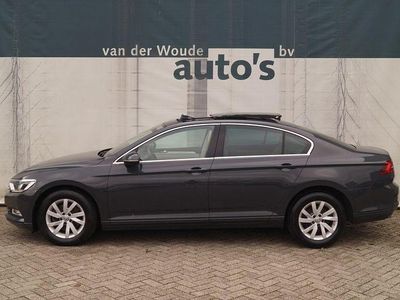 Grau Gebraucht 2018 VW Passat Comfortline Limousine | 14.356 € (Fairer Preis)