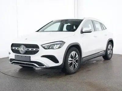 Second-hand Mercedes GLA200 Progressive 163 CP (119 kW) 2025 Alb SUV