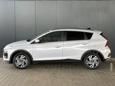 Neu Hyundai Bayon Comfort 79 PS (58 kW) 2025 Grau metallic SUV