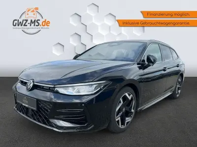 Gebraucht VW Passat R-line 150 PS (110 kW) 2025 Schwarz Kombi