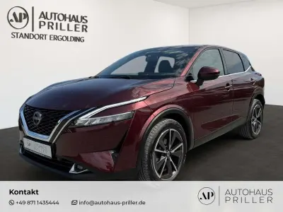 Gebraucht Nissan Qashqai Tekna 158 PS (116 kW) 2023 Burgundy SUV