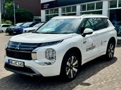Neu Mitsubishi Outlander P-HEV Top 306 PS (225 kW) 2026 Weiß SUV