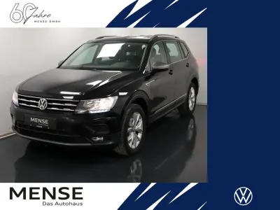 Gebraucht VW Tiguan Allspace Comfortline 190 PS (139 kW) 2019 Deep black perleffekt SUV