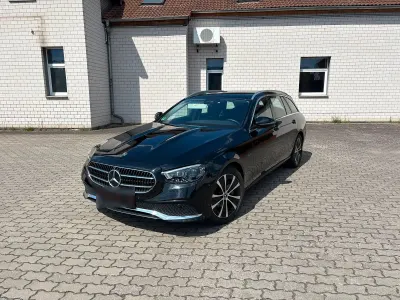Gebraucht Mercedes E300 Business 320 PS (235 kW) 2021 Schwarz Kombi