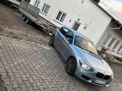 Gebraucht BMW 116 Sport Line 210 PS (154 kW) 2013 Blau Kleinwagen