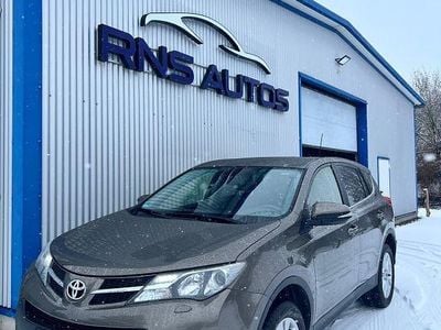 Grau Gebraucht 2014 Toyota RAV4 Edition SUV | 12.999 € (Fairer Preis)