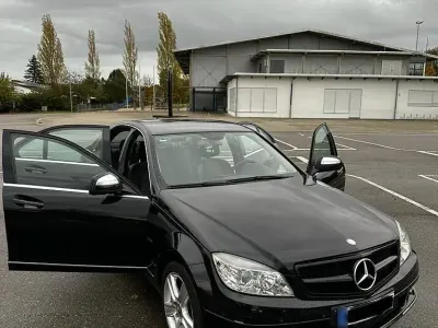 Gebraucht Mercedes C200 Avantgarde 184 PS (135 kW) 2007 Schwarz Limousine