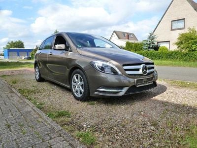 Mercedes B180