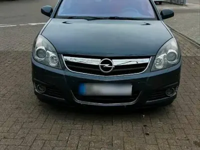 Gebraucht Opel Signum 184 PS (135 kW) 2006 Kleinwagen