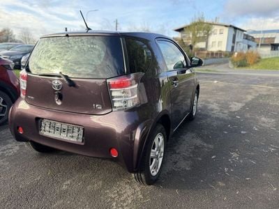 Toyota iQ